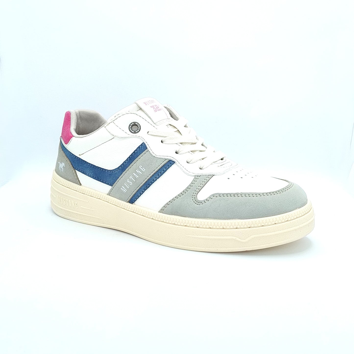 Mustang Cheyenne 1510-301-239 Women's Lace Up Padded Lightweight Fashion Trainer Ice/Light Grey