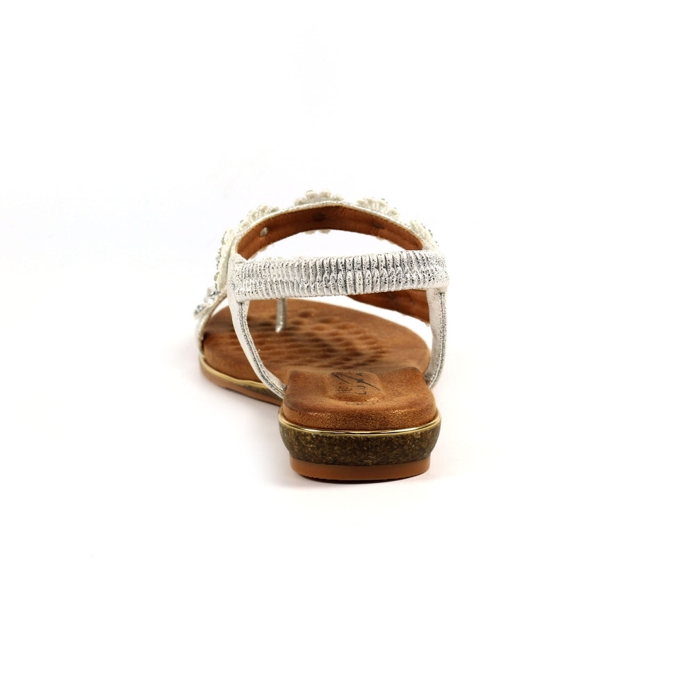 Lunar Charlotte Flower Toe Loop Sandal Silver