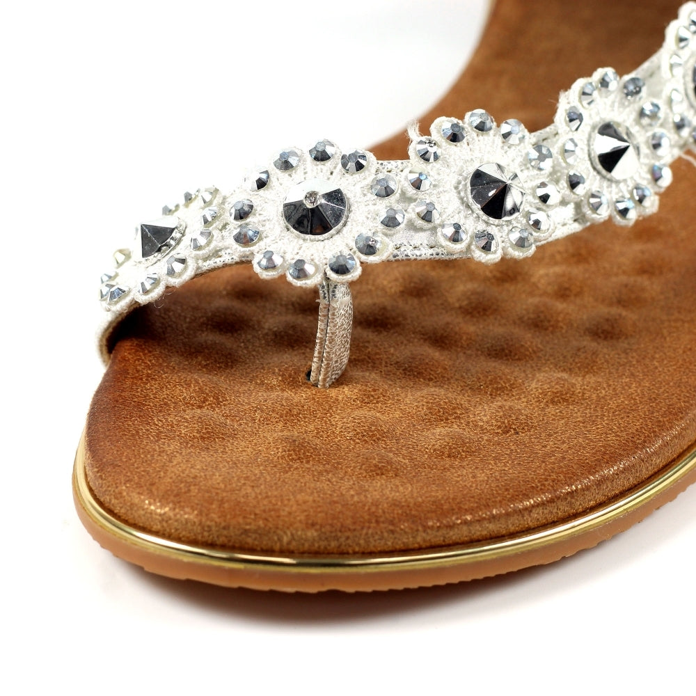 Lunar Charlotte Flower Toe Loop Sandal Silver