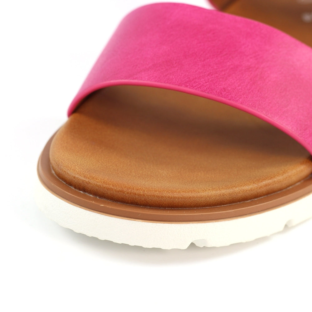 Lunar Cher Women's Adjustable Strap Sandal Fuchsia