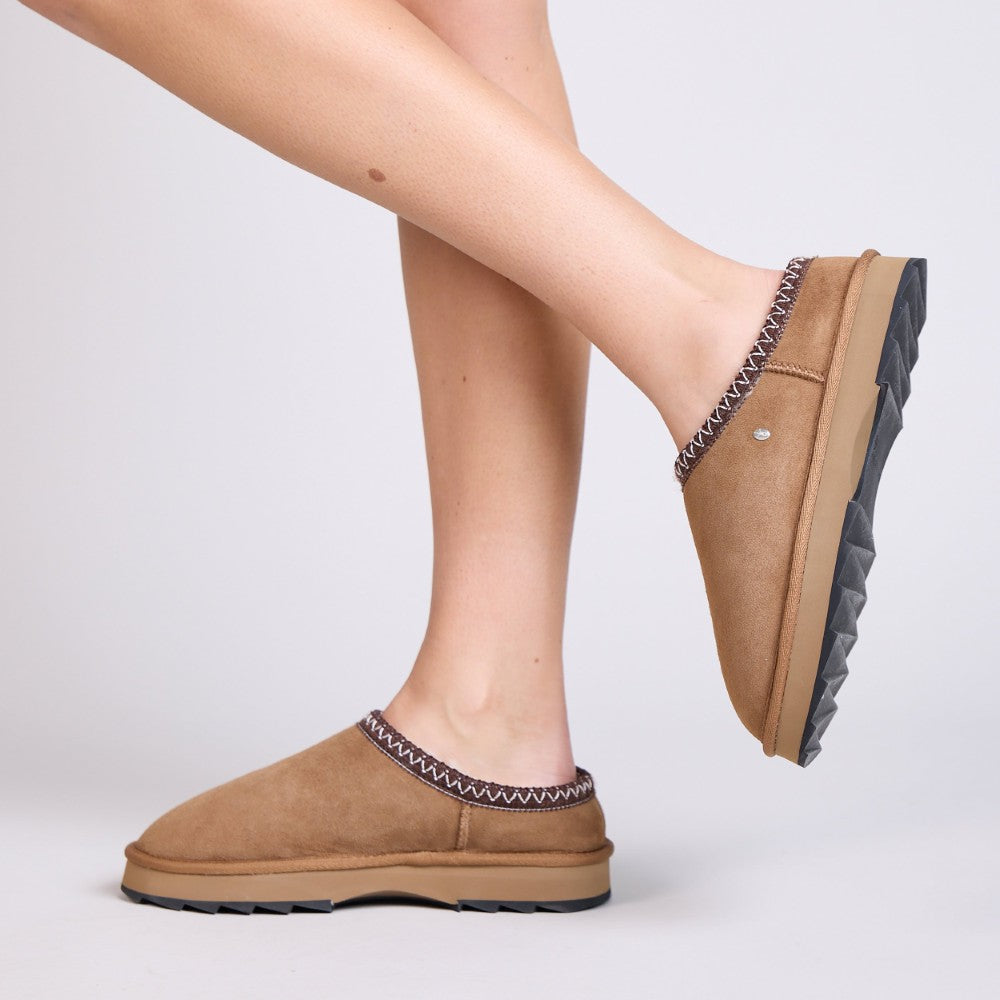 Emu Sharky Scuff Women's Sheepskin Slip On Cosy Clog Shoe Chestnut
